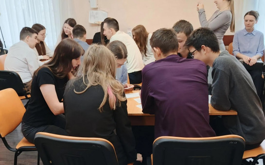 Районный этап IV Регионального фестиваля «Мы — будущие избиратели!» продолжается