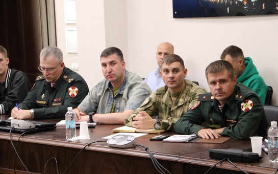В Новосибирском облизбиркоме прошло совещание с представителями воинских частей