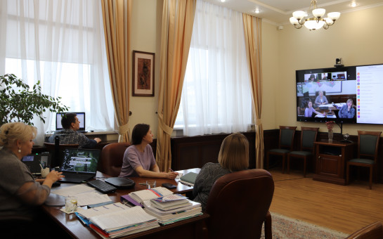 Организаторы выборов Новосибирской области сели за парты: стартовало обучение членов ТИК